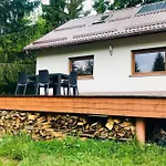 Secluded Mountain Retreat In The Woods, Poland Дом отдыха