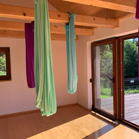 Flowmove Retreat Ferienhaus Kamesznica