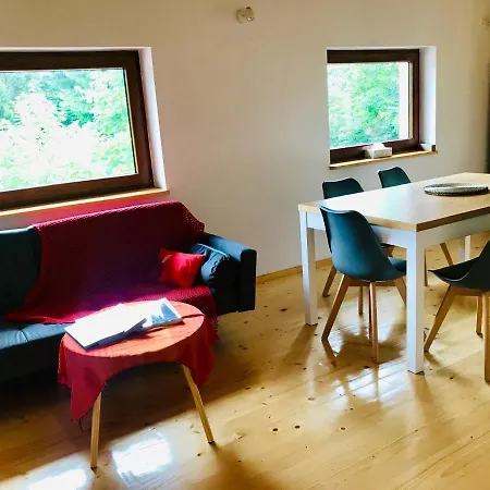 Holiday home Flowmove Retreat